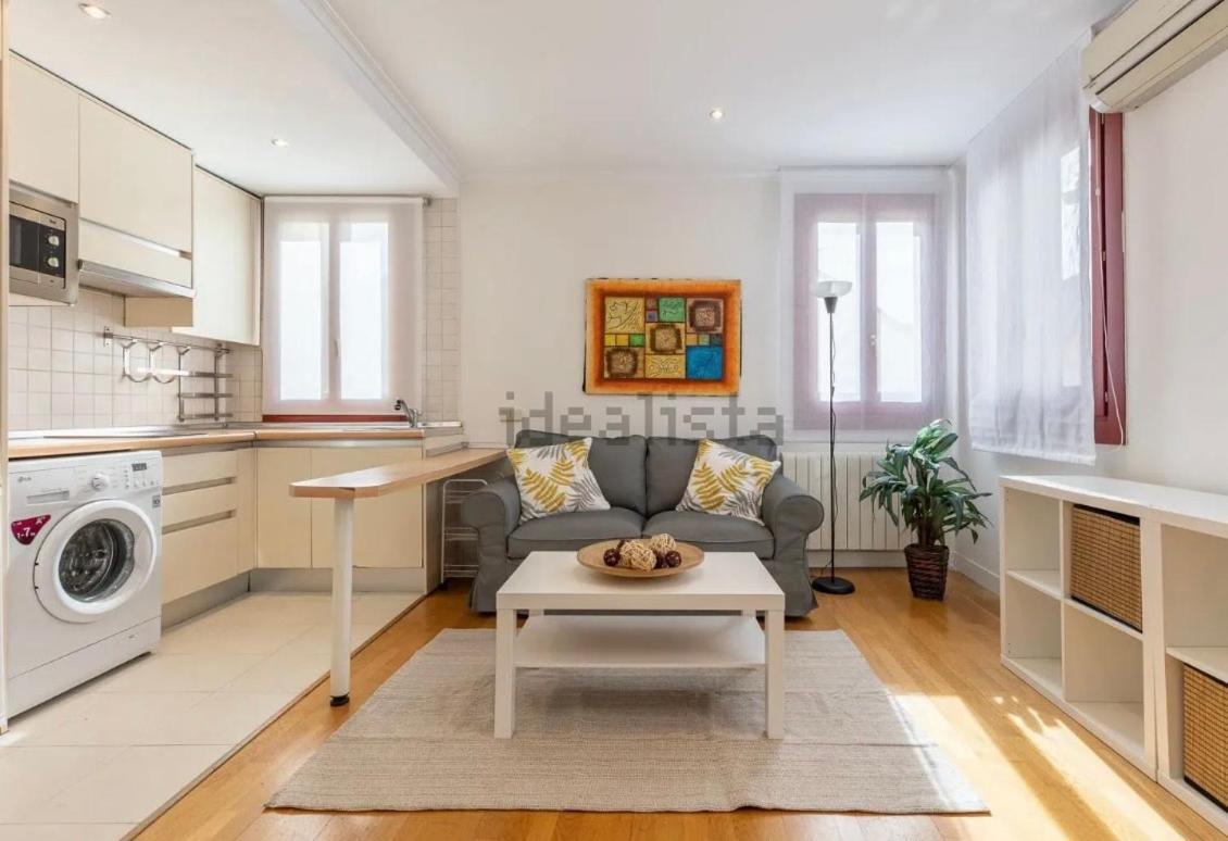 Charming, Bright And * Madrid